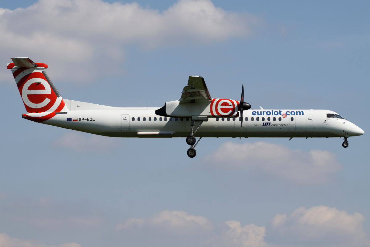 SP-EQL (Aircraft » EPWA Spotting » De Havilland Canada DHC-8 Dash 8 » EuroLOT)