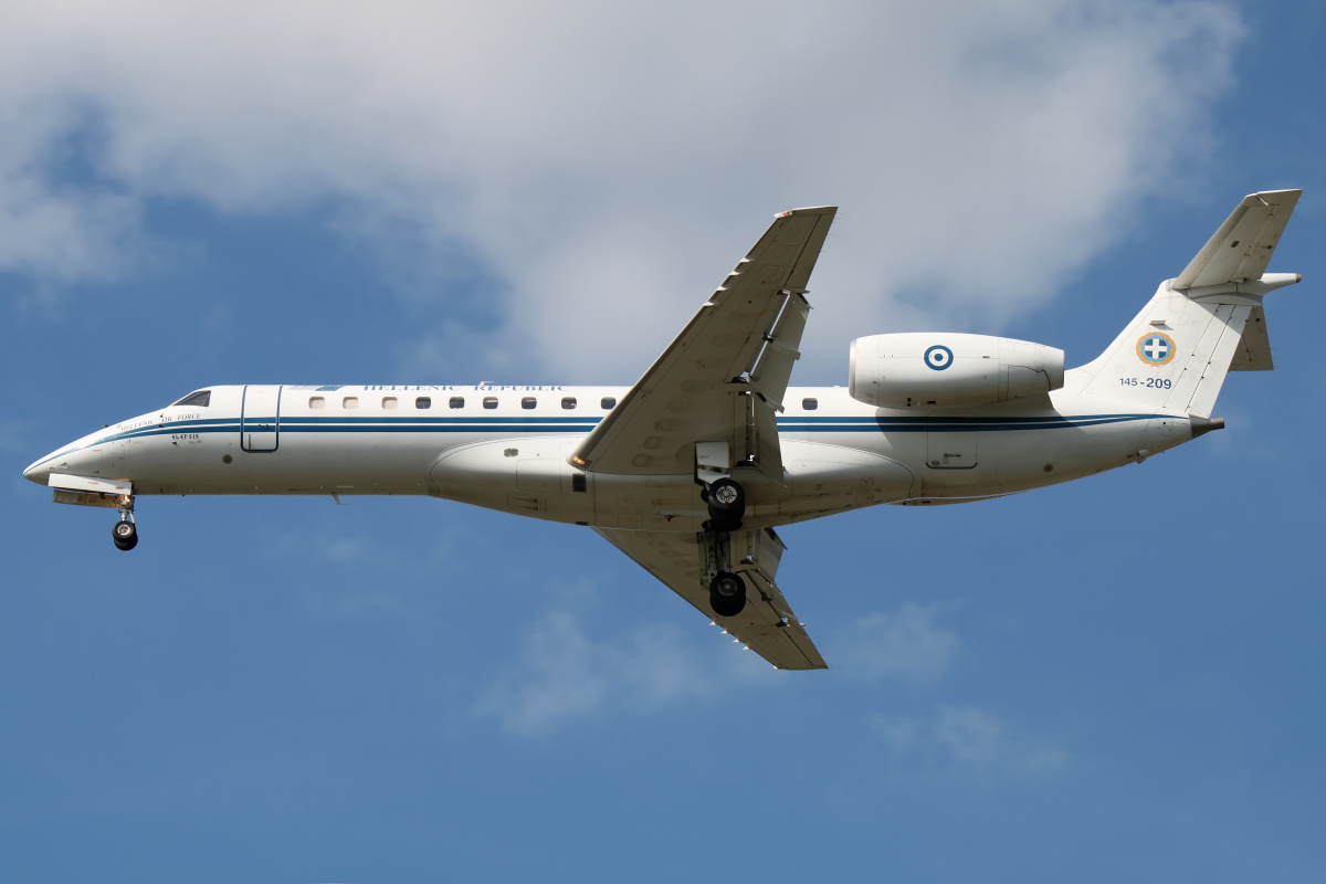 145-209, Helleńskie (Greckie) Siły Powietrzne (Samoloty » Spotting na EPWA » Embraer ERJ-135)