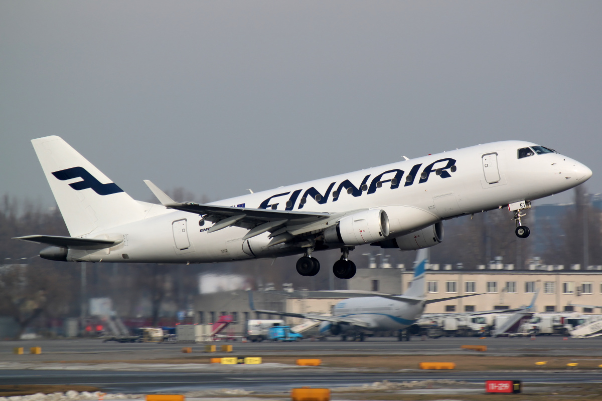 OH-LEI (nowe malowanie) (Samoloty » Spotting na EPWA » Embraer E170 » Finnair)