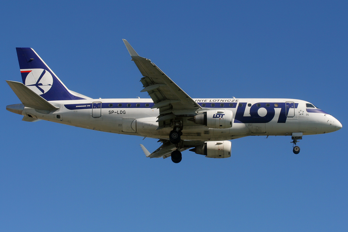 SP-LDG (Samoloty » Spotting na EPWA » Embraer E170 » Polskie Linie Lotnicze LOT)