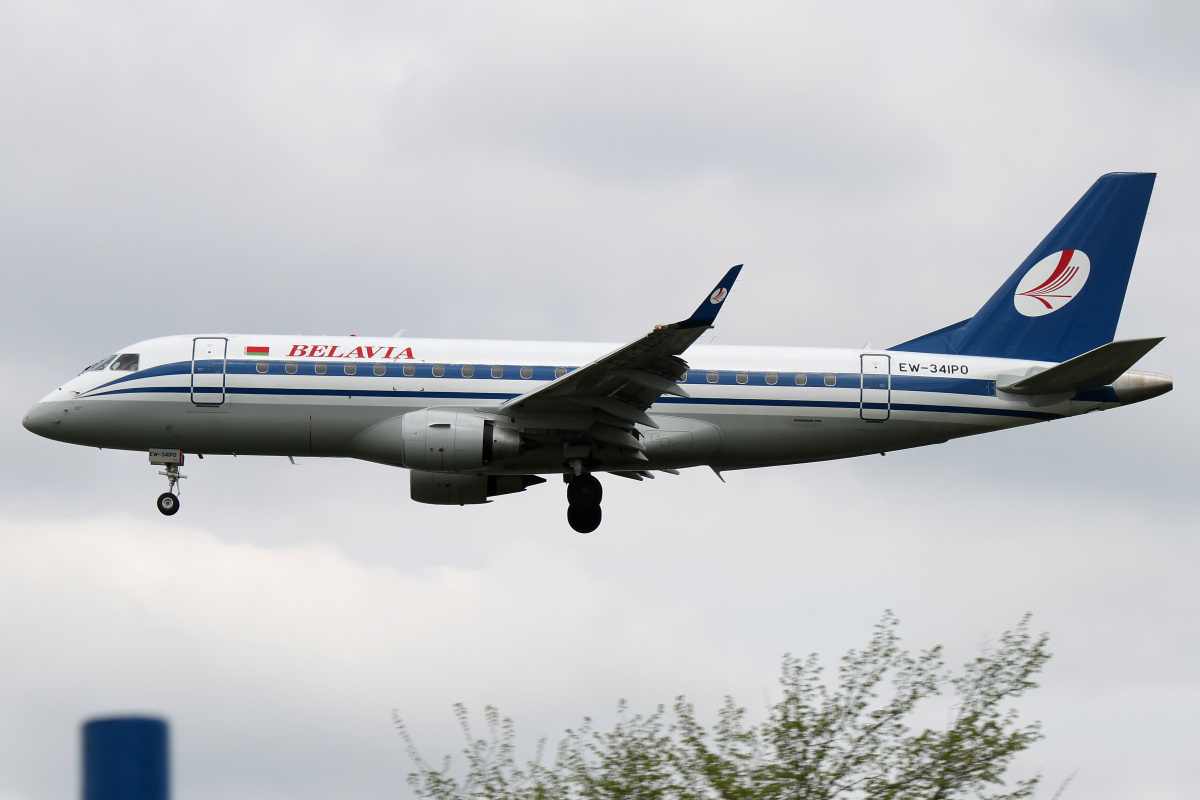 EW-341PO, Belavia (Samoloty » Spotting na EPWA » Embraer E175)