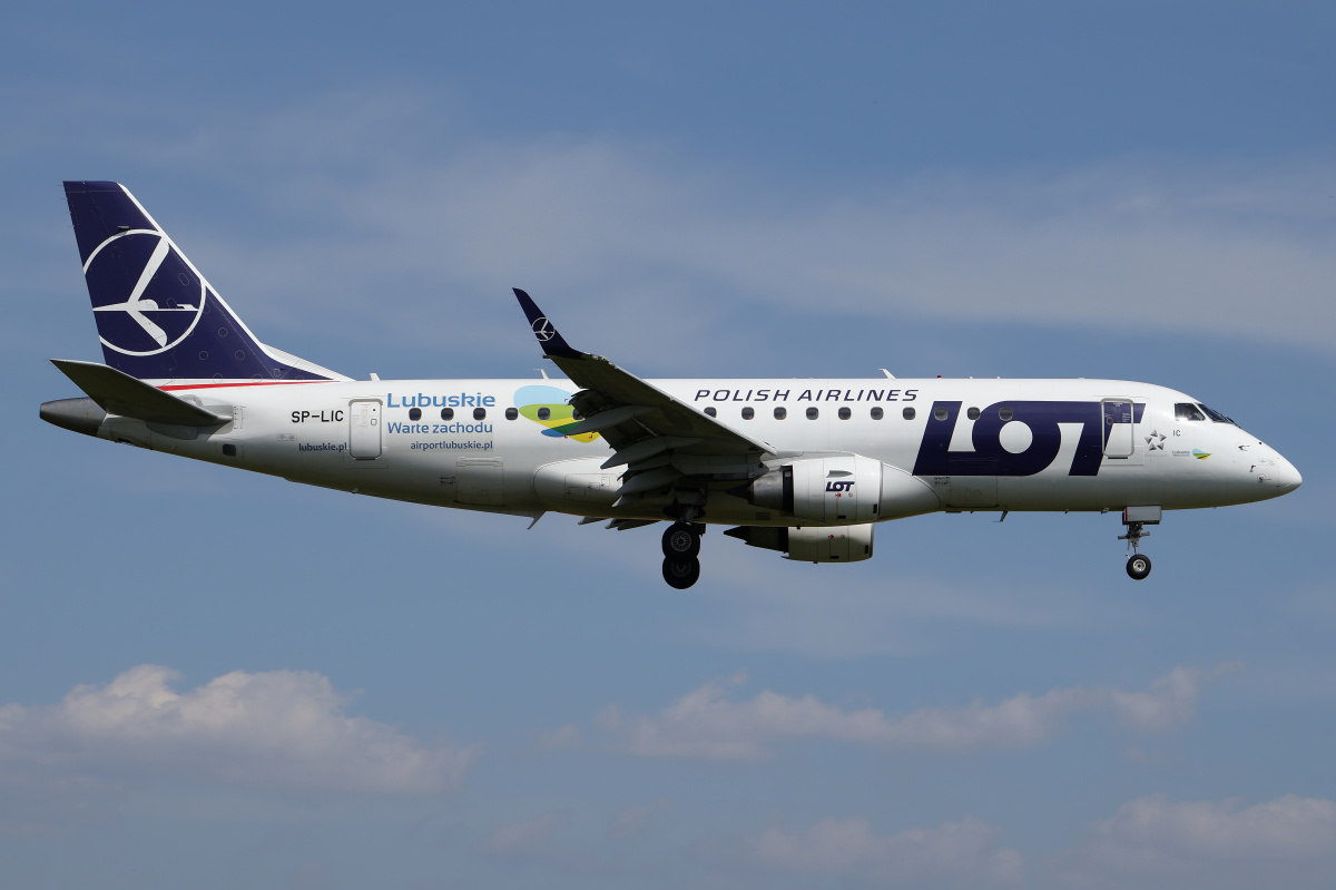 SP-LIC (naklejka Lubuskie. Warte zachodu) (Samoloty » Spotting na EPWA » Embraer E175 » Polskie Linie Lotnicze LOT)