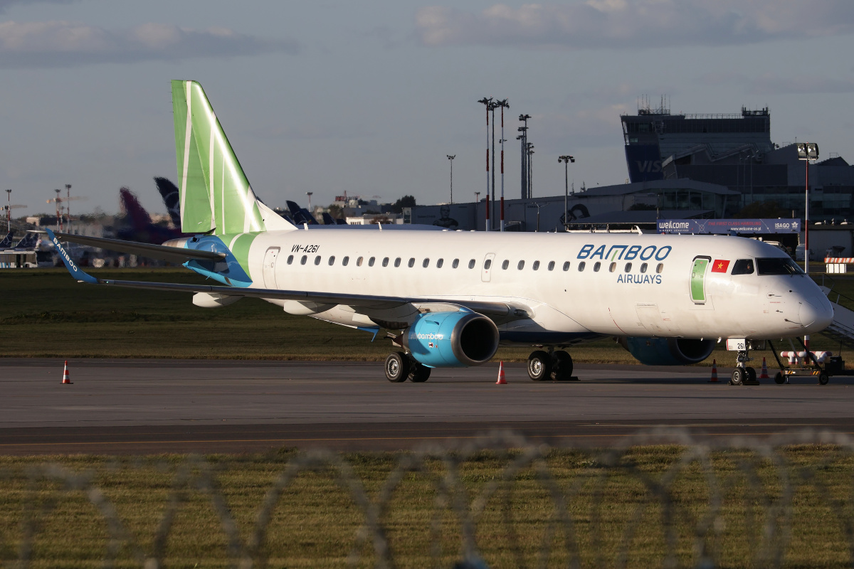 VN-A261, Bamboo Airways (Aircraft » EPWA Spotting » Embraer E190 (ERJ-190-100))