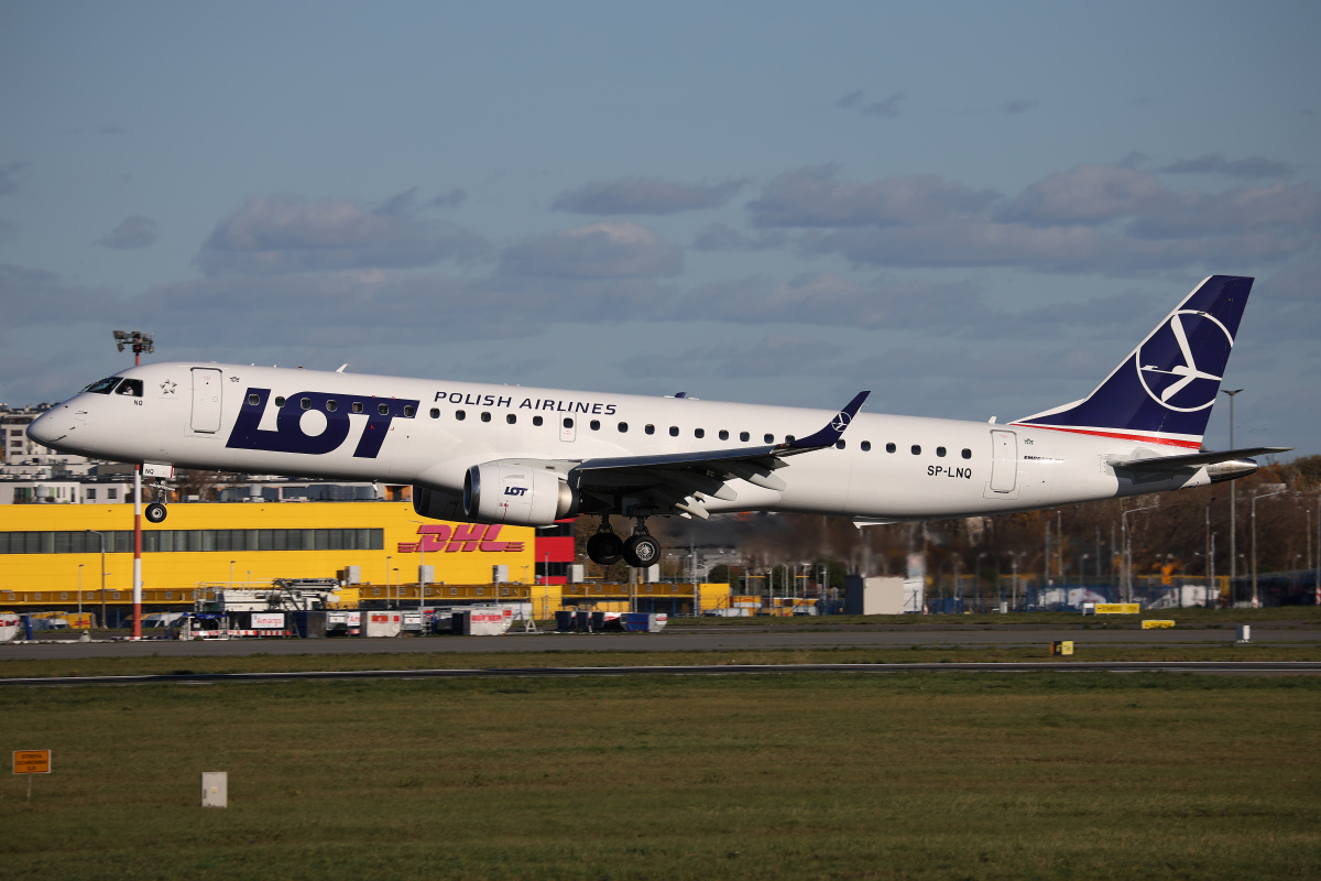 SP-LNQ (Aircraft » EPWA Spotting » Embraer E195 (ERJ-190-200) » LOT Polish Airlines)