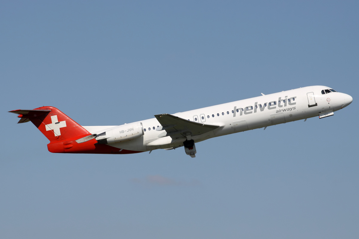 HB-JVH (Samoloty » Spotting na EPWA » Fokker 100 » Helvetic Airways)