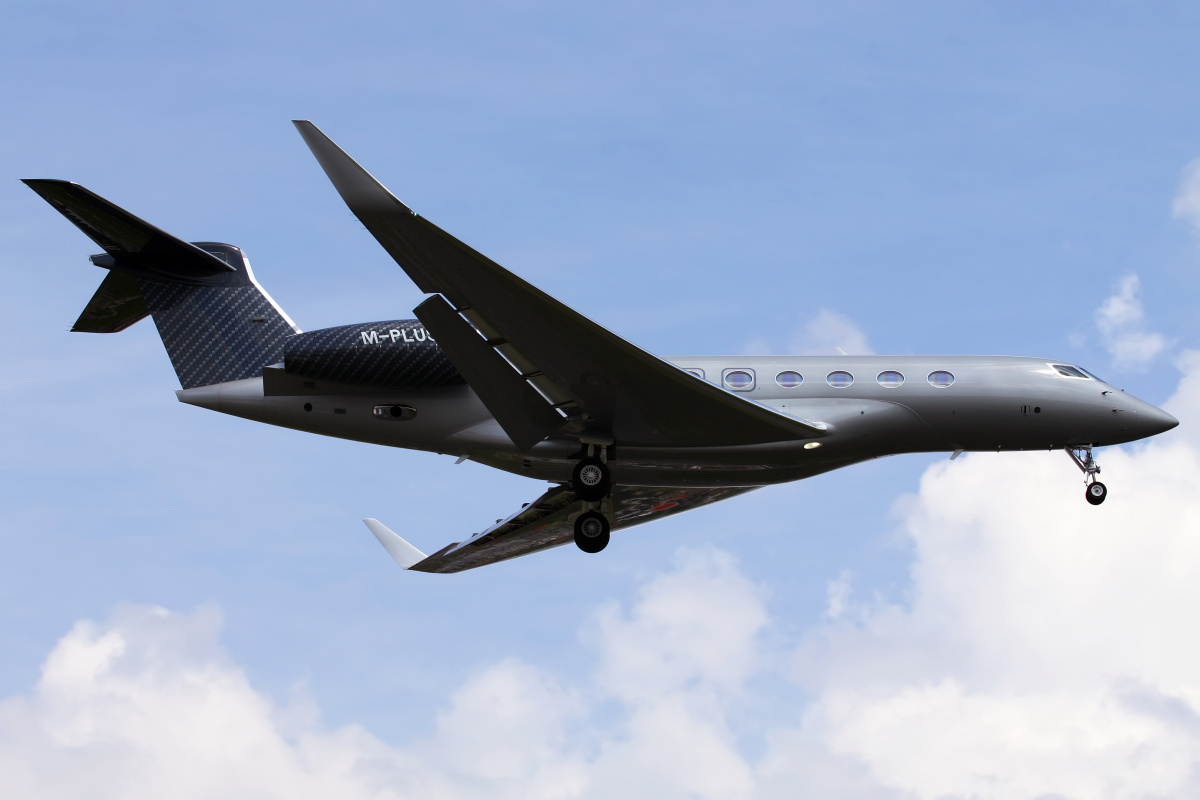 M-PLUS, Jet Story (Aircraft » EPWA Spotting » Gulfstream G650)