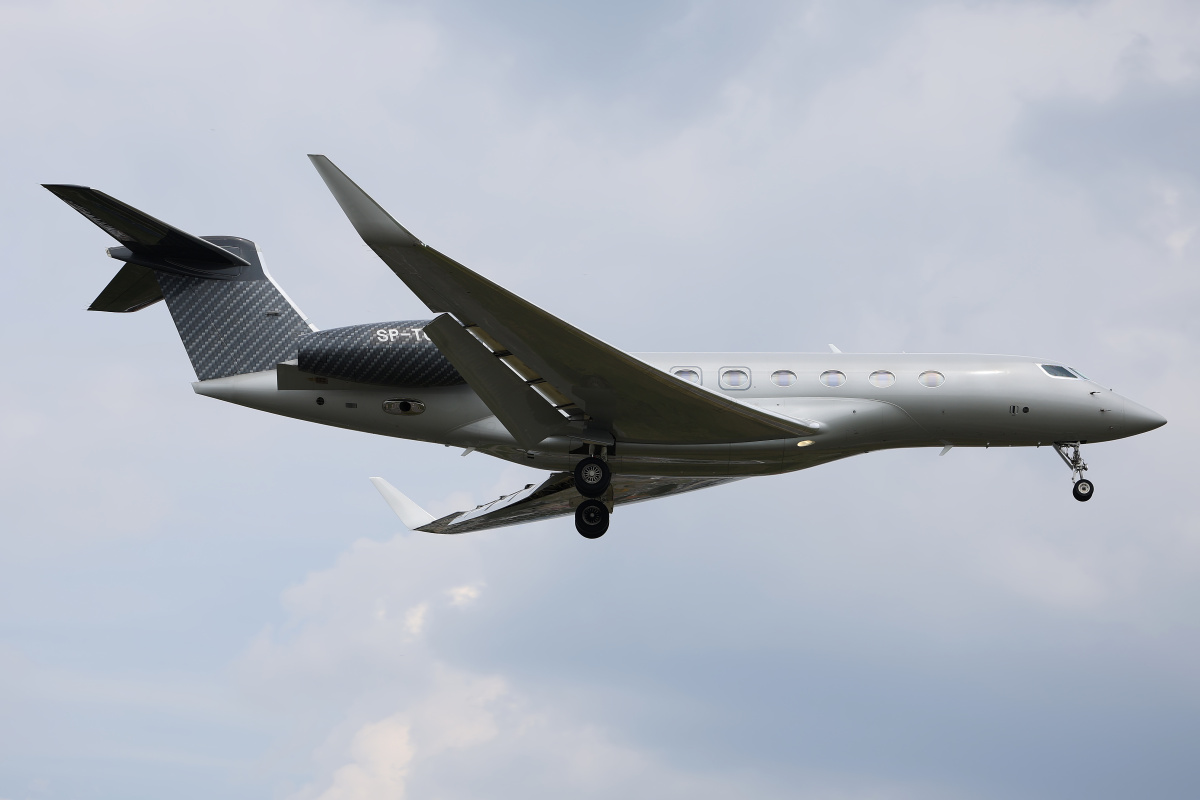 SP-TOP, Jet Story (Aircraft » EPWA Spotting » Gulfstream G650)