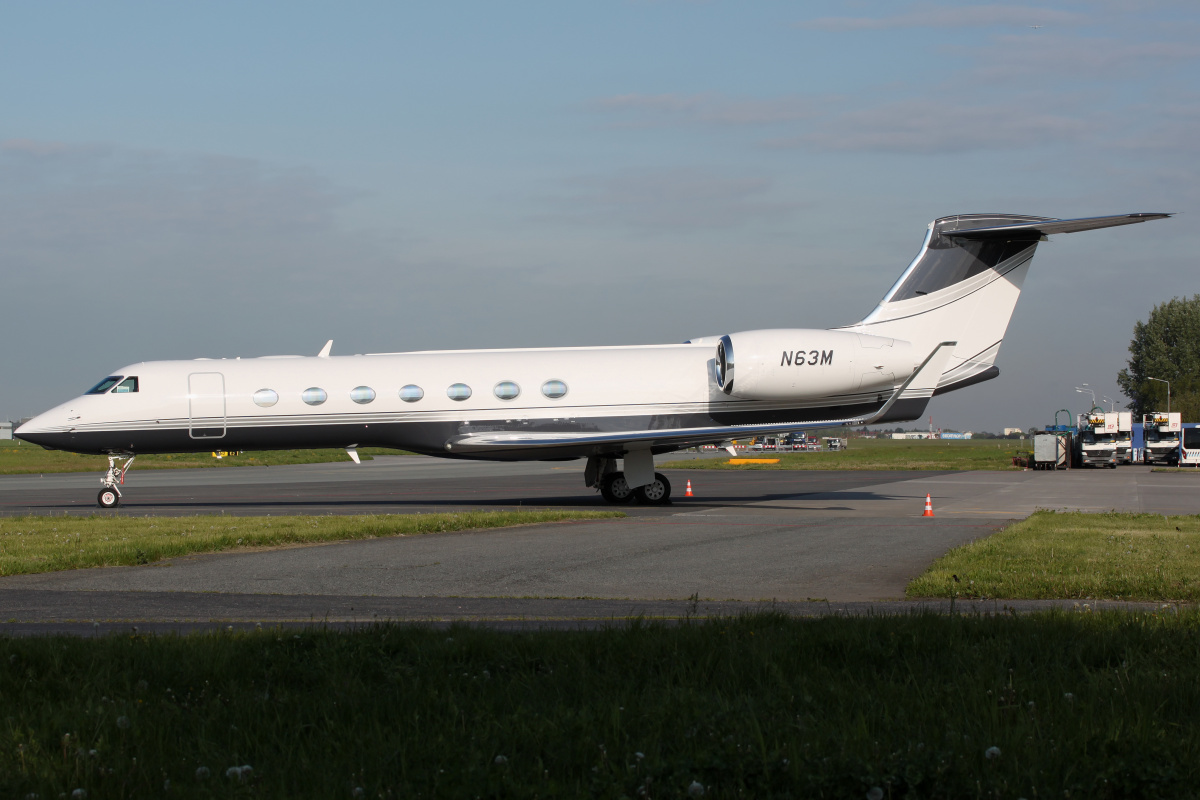 N63M, 3M (Samoloty » Spotting na EPWA » Gulfstream V » G550 (GV-SP))