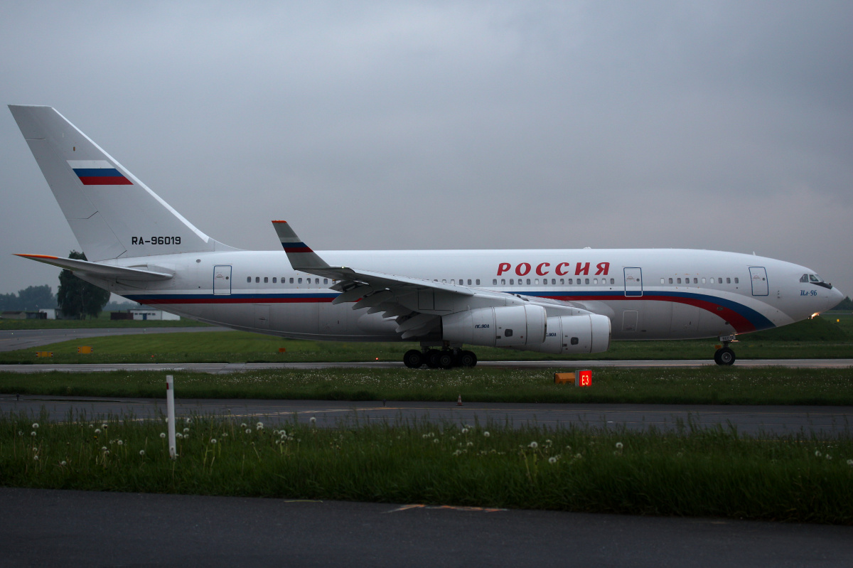 RA-96019, State transport company «Rossiya» (Aircraft » EPWA Spotting » Ilyushin Il-96)