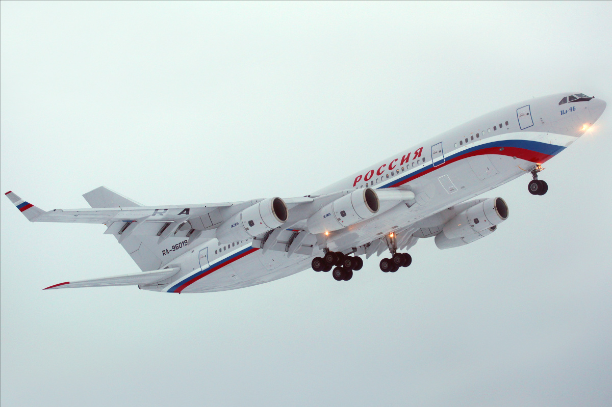 RA-96019, Russia State Transport Company (Aircraft » EPWA Spotting » Ilyushin Il-96)