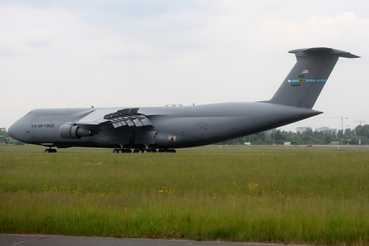 85-0004, Siły Powietrzne Stanów Zjednoczonych (Samoloty » Spotting na EPWA » Lockheed C-5B Galaxy)