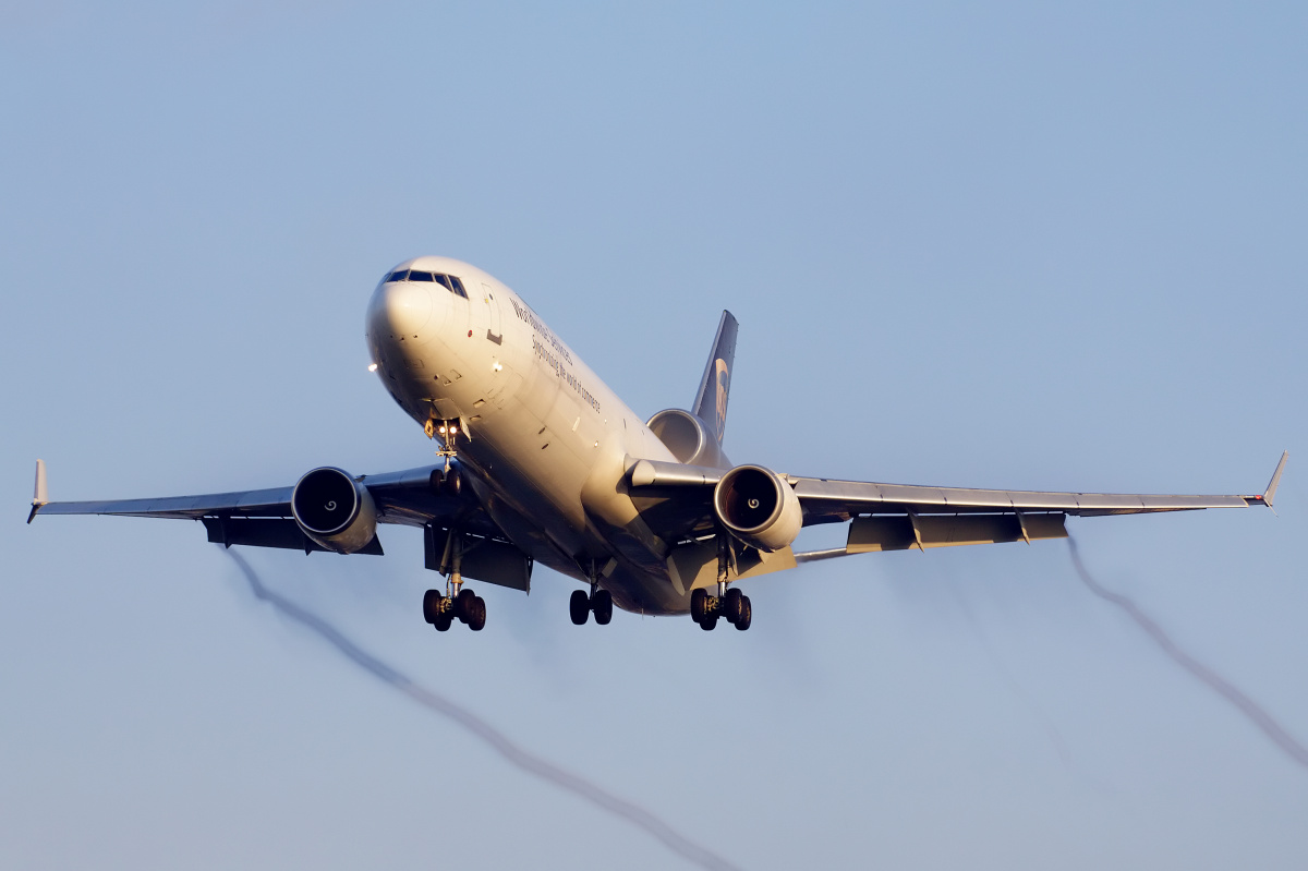 N260UP, United Parcel Service (UPS) Airlines (Aircraft » EPWA Spotting » McDonnell Douglas MD-11F)