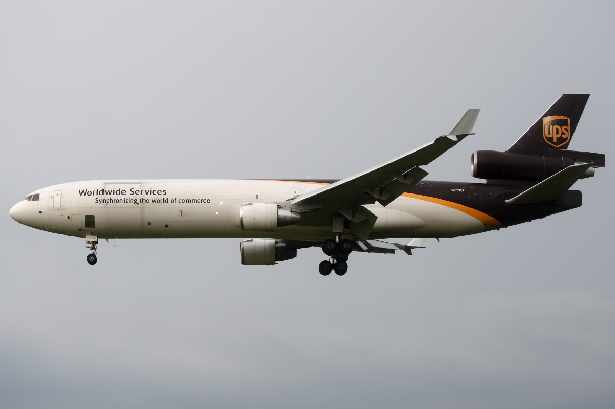 N271UP, United Parcel Service (UPS) Airlines (Samoloty » Spotting na EPWA » McDonnell Douglas MD-11F)