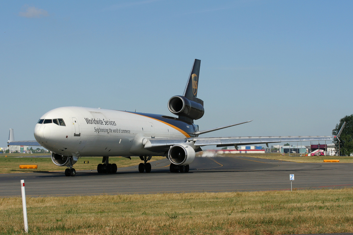 N283UP, United Parcel Service (UPS) Airlines (Aircraft » EPWA Spotting » McDonnell Douglas MD-11F)