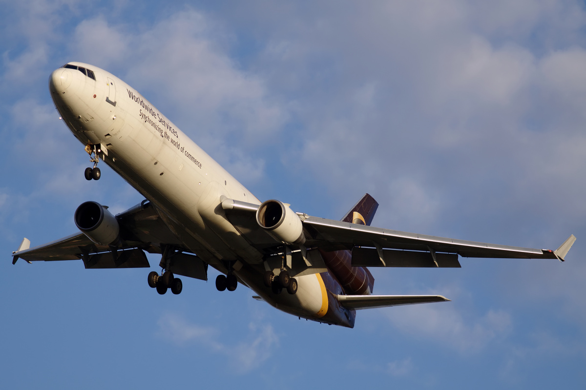 N286UP, United Parcel Service (UPS) Airlines (Samoloty » Spotting na EPWA » McDonnell Douglas MD-11F)