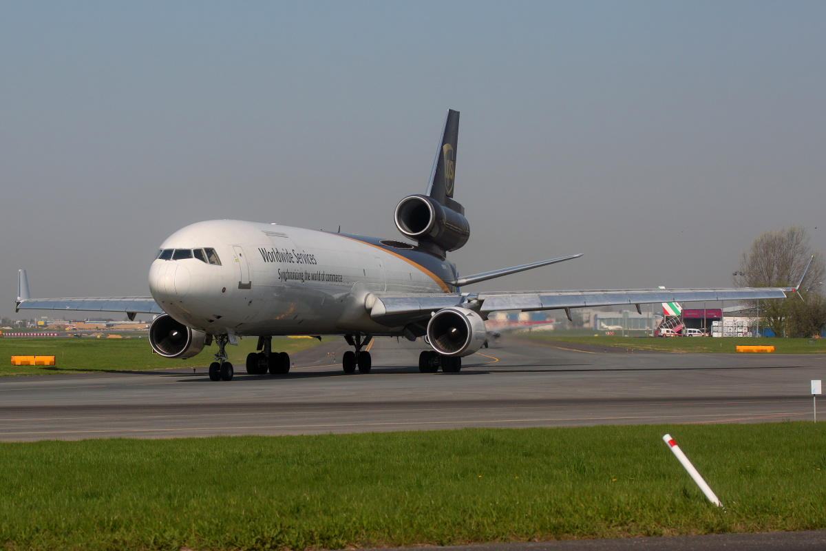 N291UP, United Parcel Service (UPS) Airlines (Samoloty » Spotting na EPWA » McDonnell Douglas MD-11F)