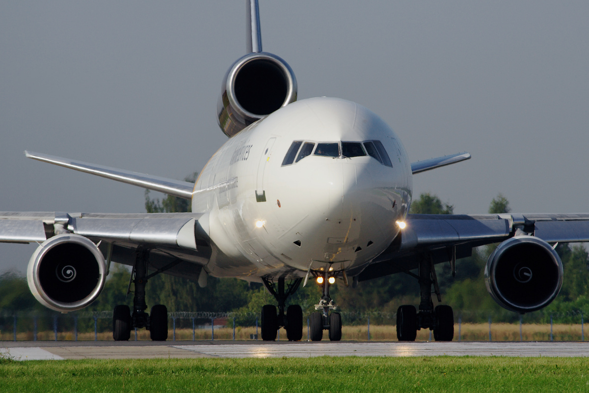 N294UP, United Parcel Service (UPS) Airlines (Samoloty » Spotting na EPWA » McDonnell Douglas MD-11F)