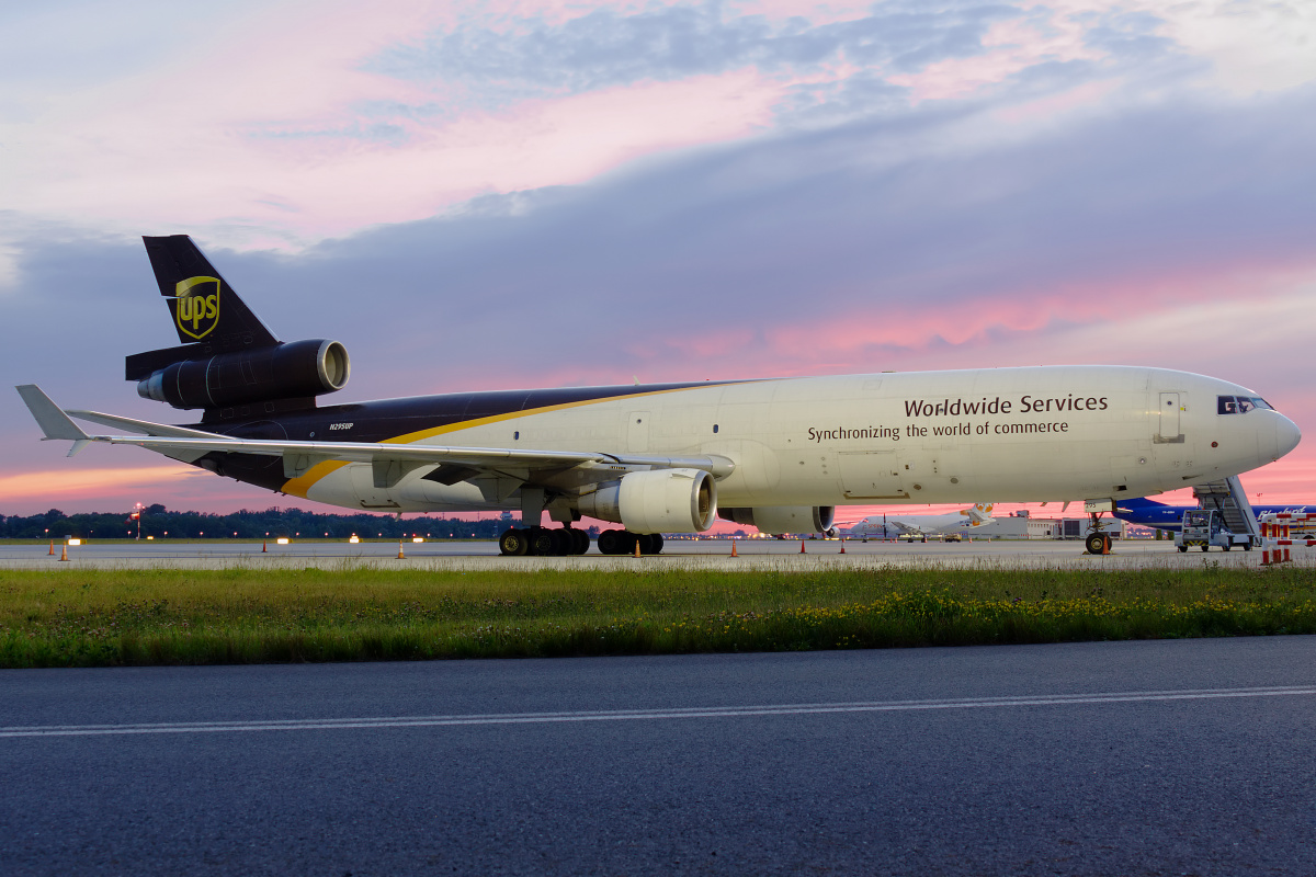 N295UP, United Parcel Service (UPS) Airlines (Aircraft » EPWA Spotting » McDonnell Douglas MD-11F)