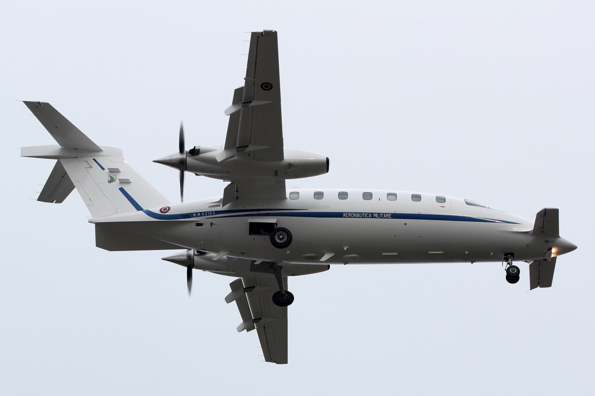 M.M.62163, Italian Air Force (Aircraft » EPWA Spotting » Piaggio P.180 Avanti)