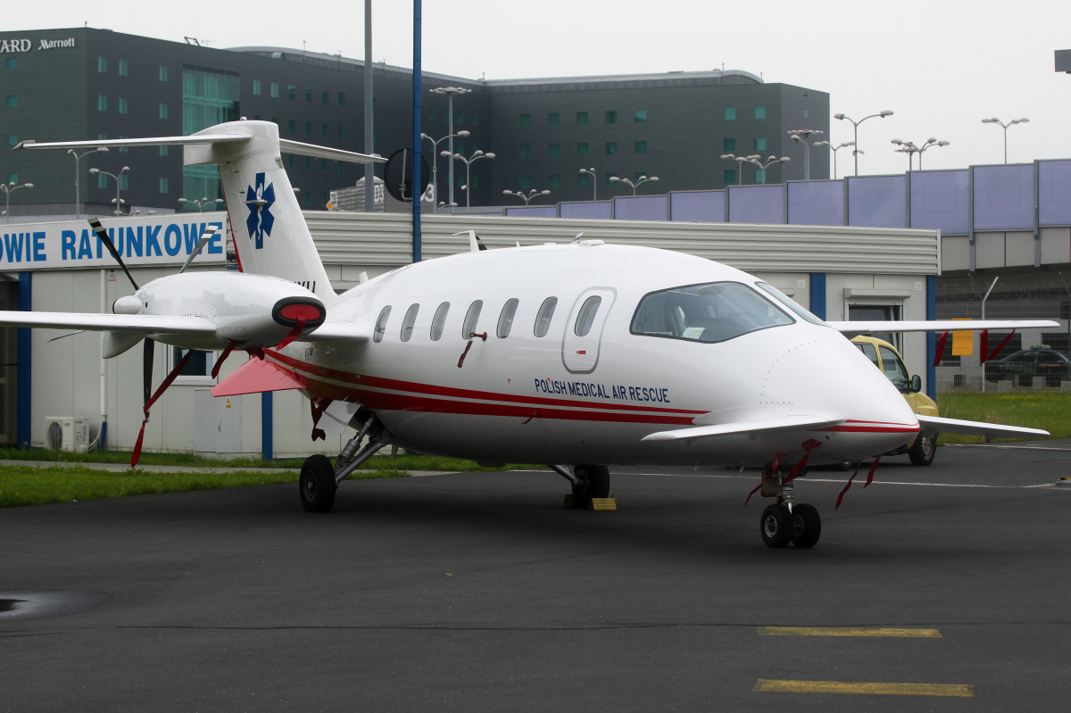 SP-MXH, Lotnicze Pogotowie Ratunkowe (Samoloty » Spotting na EPWA » Piaggio P.180 Avanti)