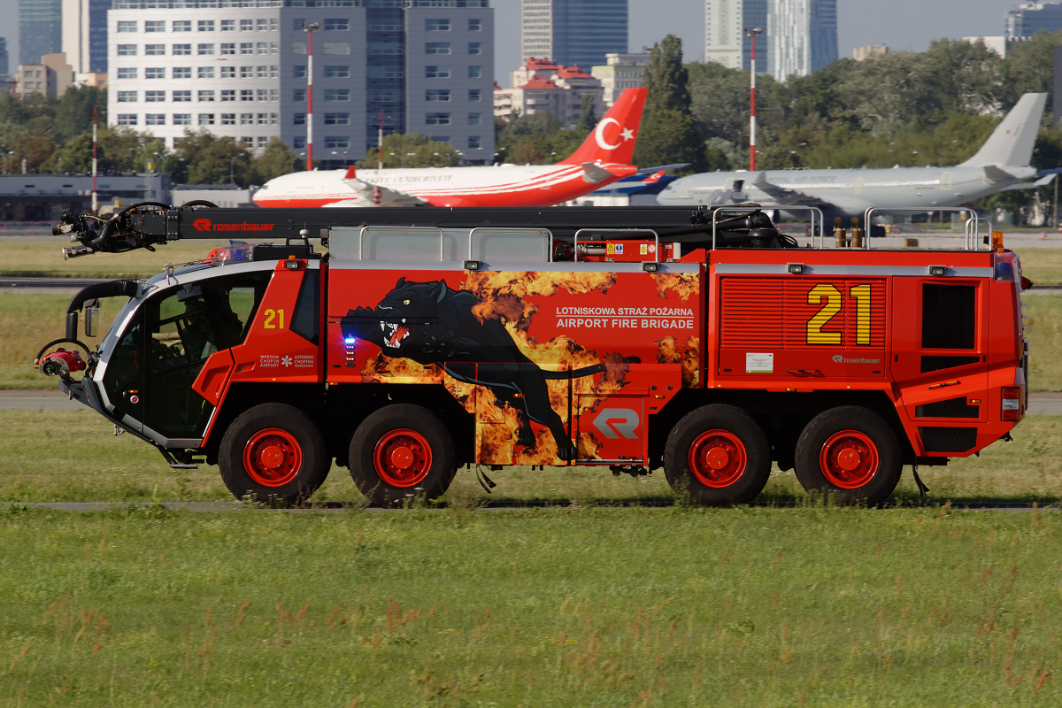 Rosenbauer Panther 8x8 (Vehicles » EPWA Spotting)