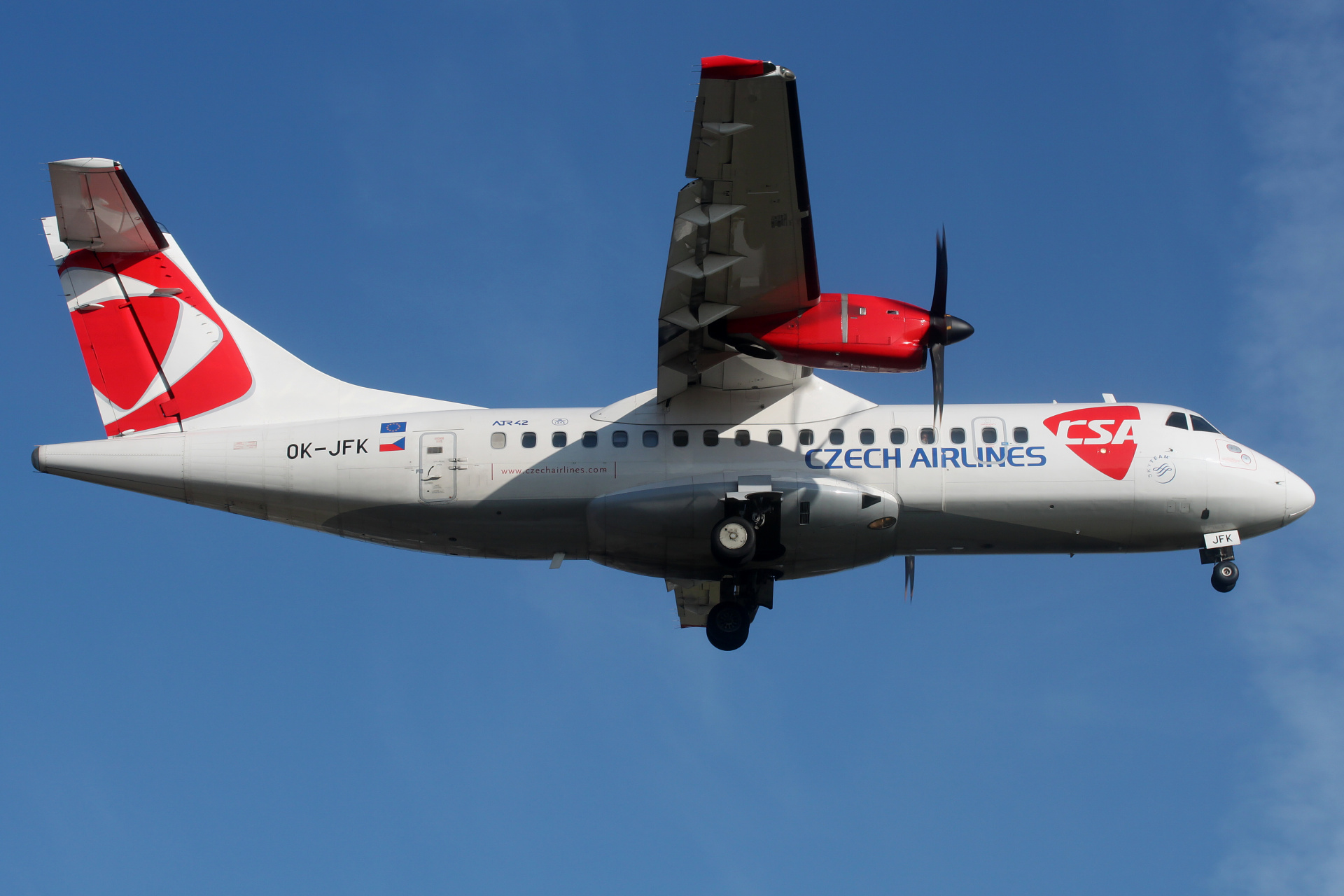 OK-JFK (Samoloty » Spotting na EPWA » ATR 42 » CSA Czech Airlines)