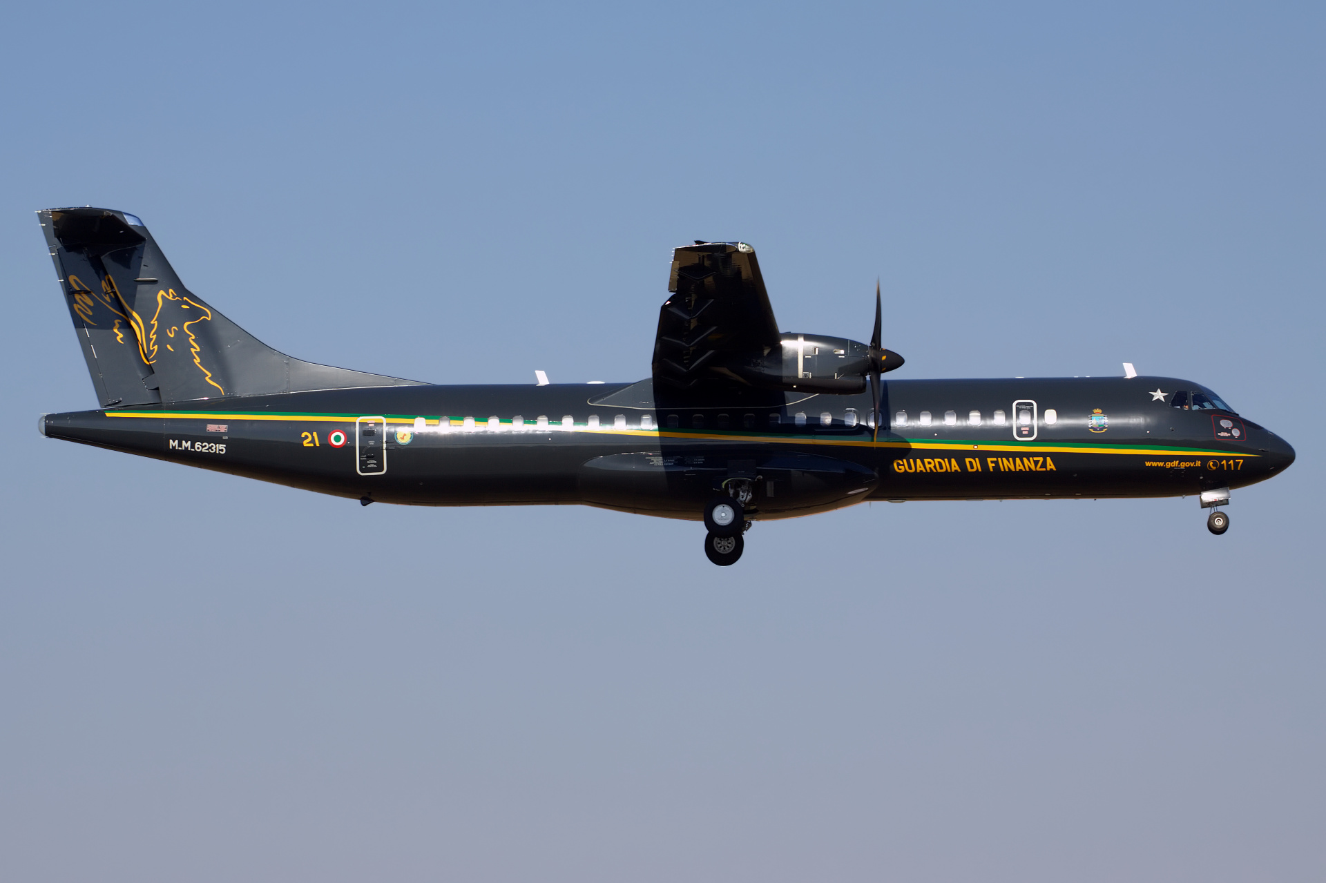 M.M.62315, Włoska Służba Celna (Samoloty » Spotting na EPWA » ATR 72)