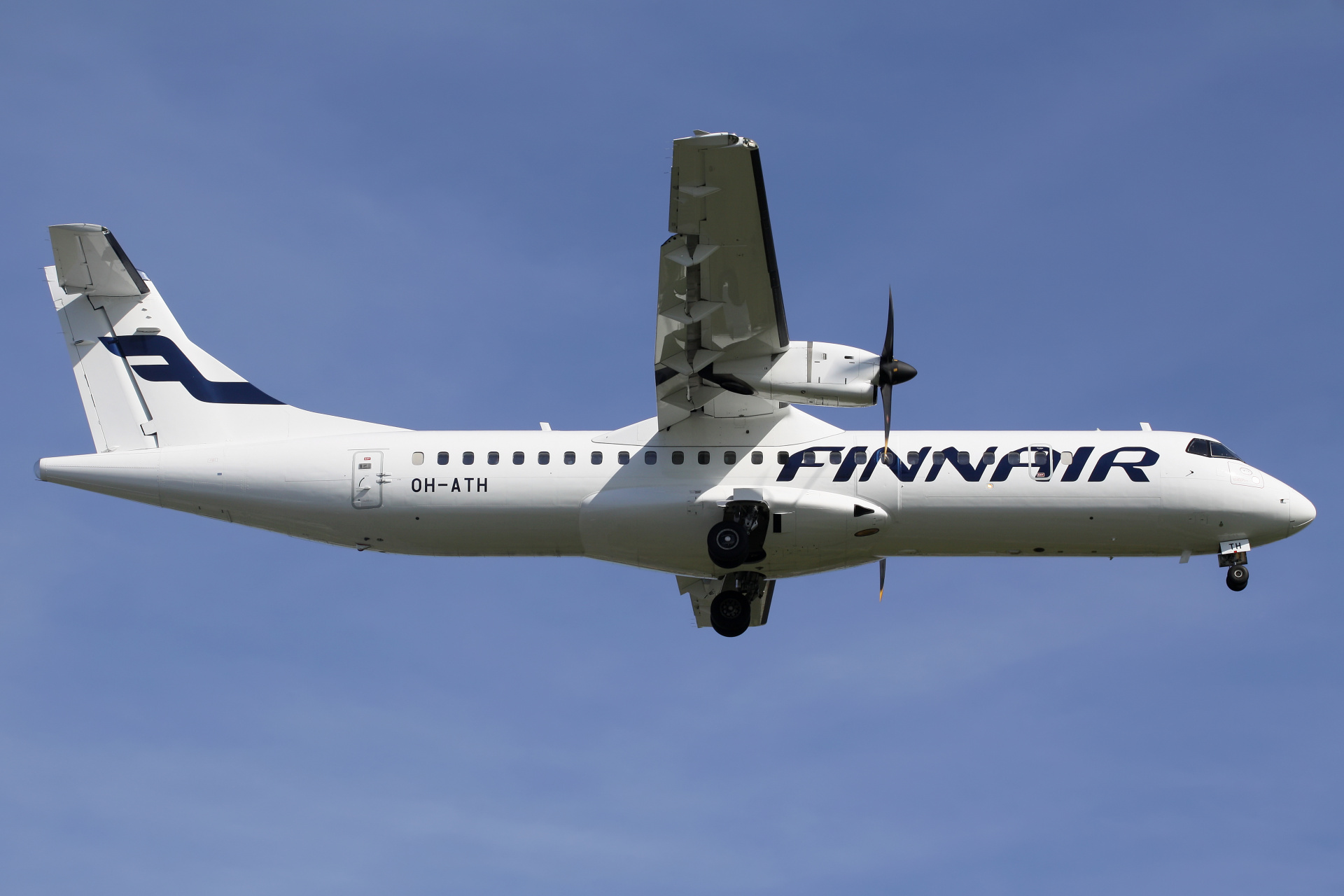 OH-ATH, Finnair (NORRA Nordic Regional Airlines) (Samoloty » Spotting na EPWA » ATR 72)