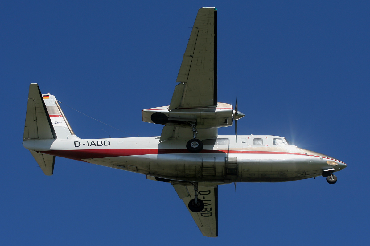 680FL Grand Commander, D-IABD, Air Tempelhof