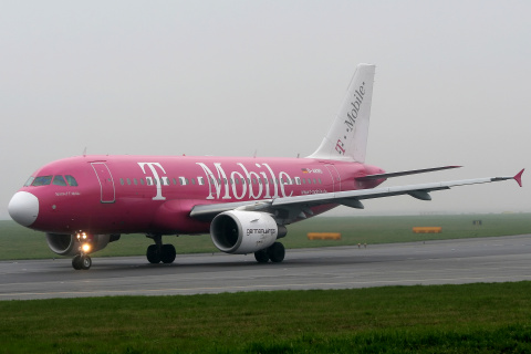 D-AKNS (T-Mobile livery)