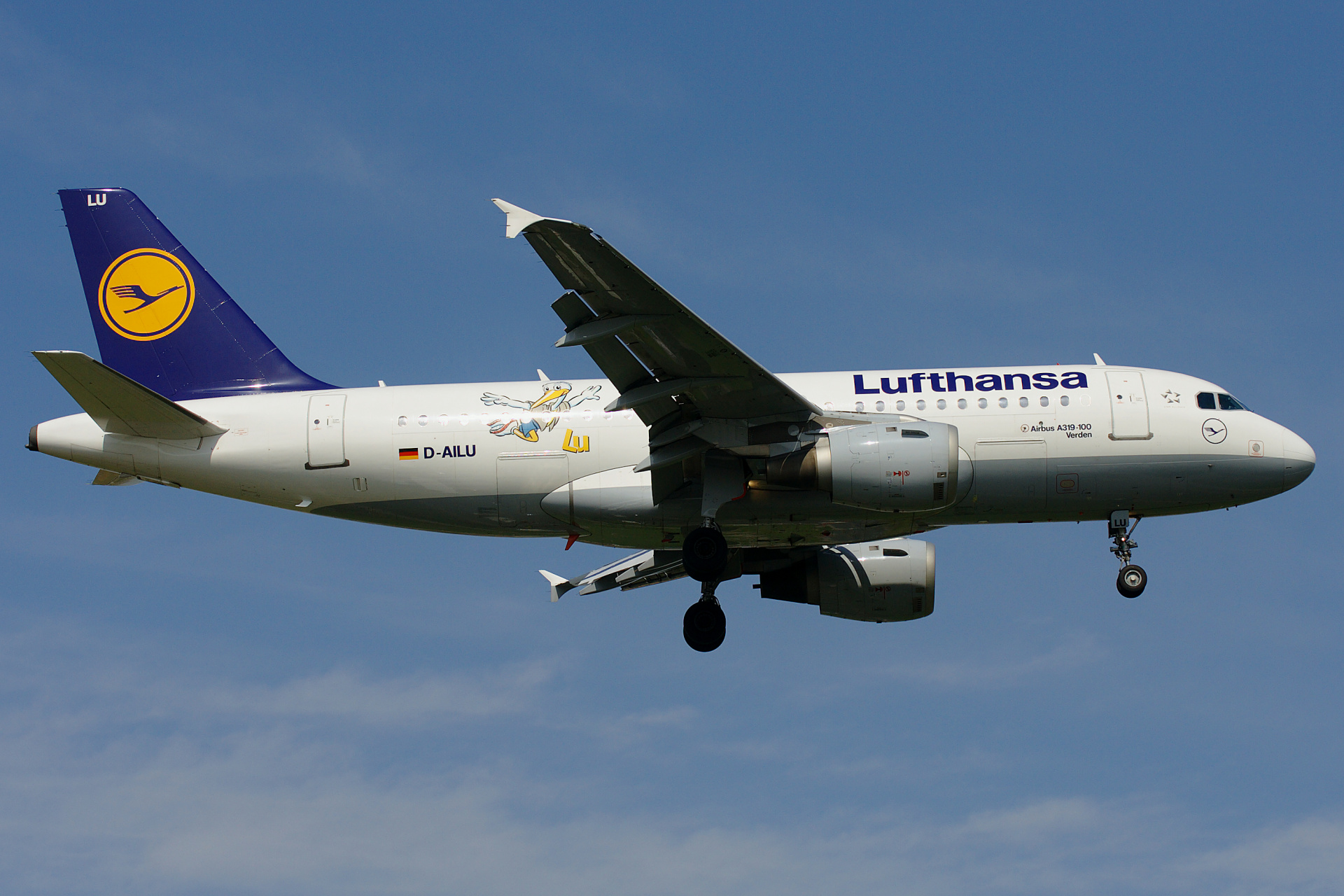 D-AILU (malowanie z Lu) (Samoloty » Spotting na EPWA » Airbus A319-100 » Lufthansa)
