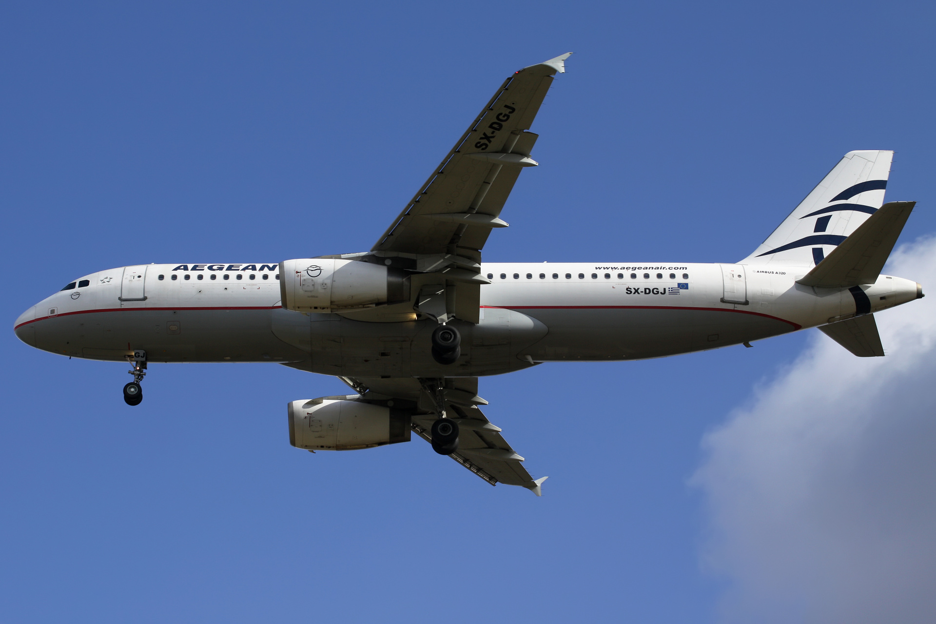 SX-DGJ (Samoloty » Spotting na EPWA » Airbus A320-200 » Aegean Airlines)