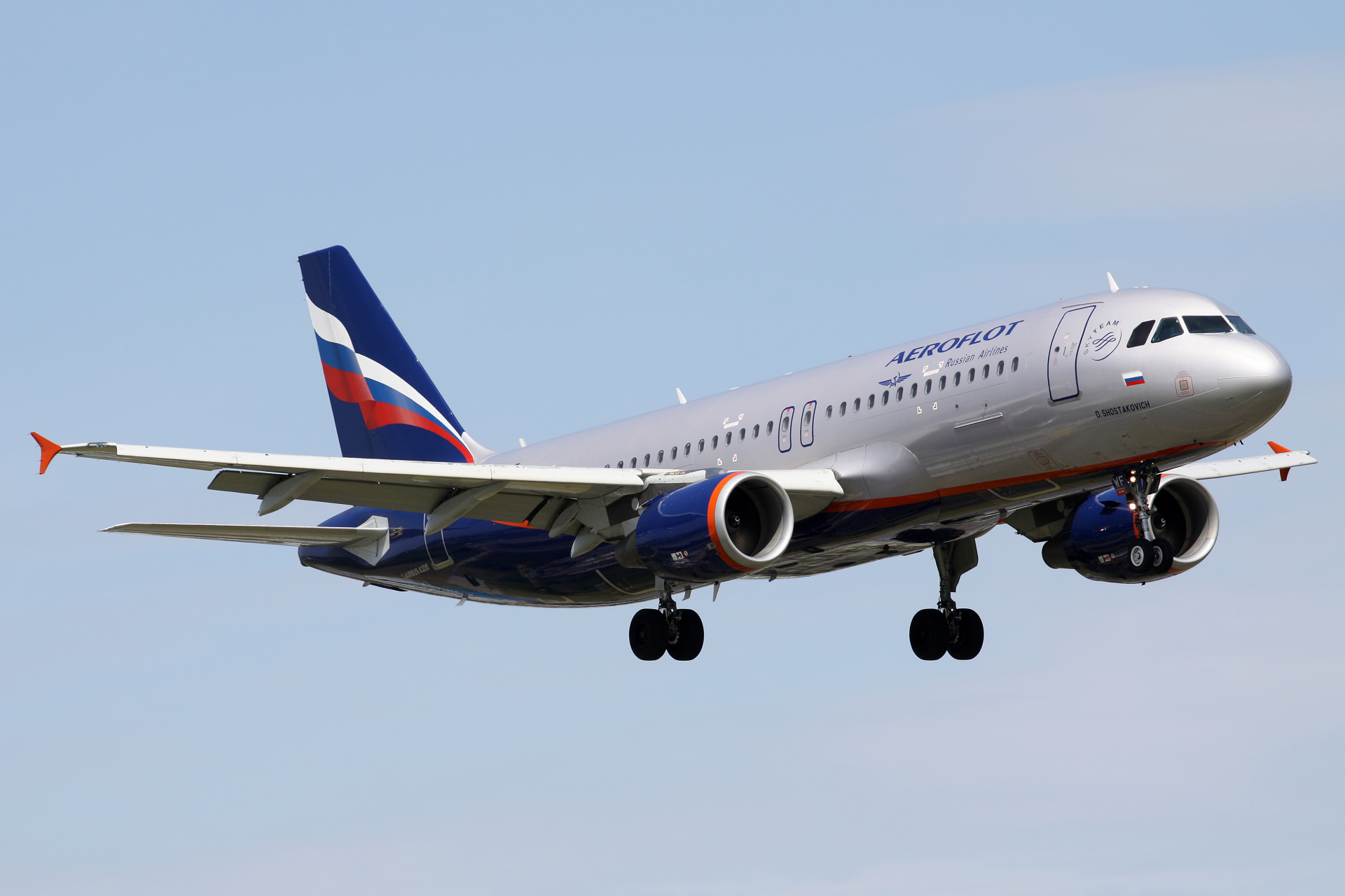 VP-BWF (Aircraft » EPWA Spotting » Airbus A320-200 » Aeroflot Russian Airlines)