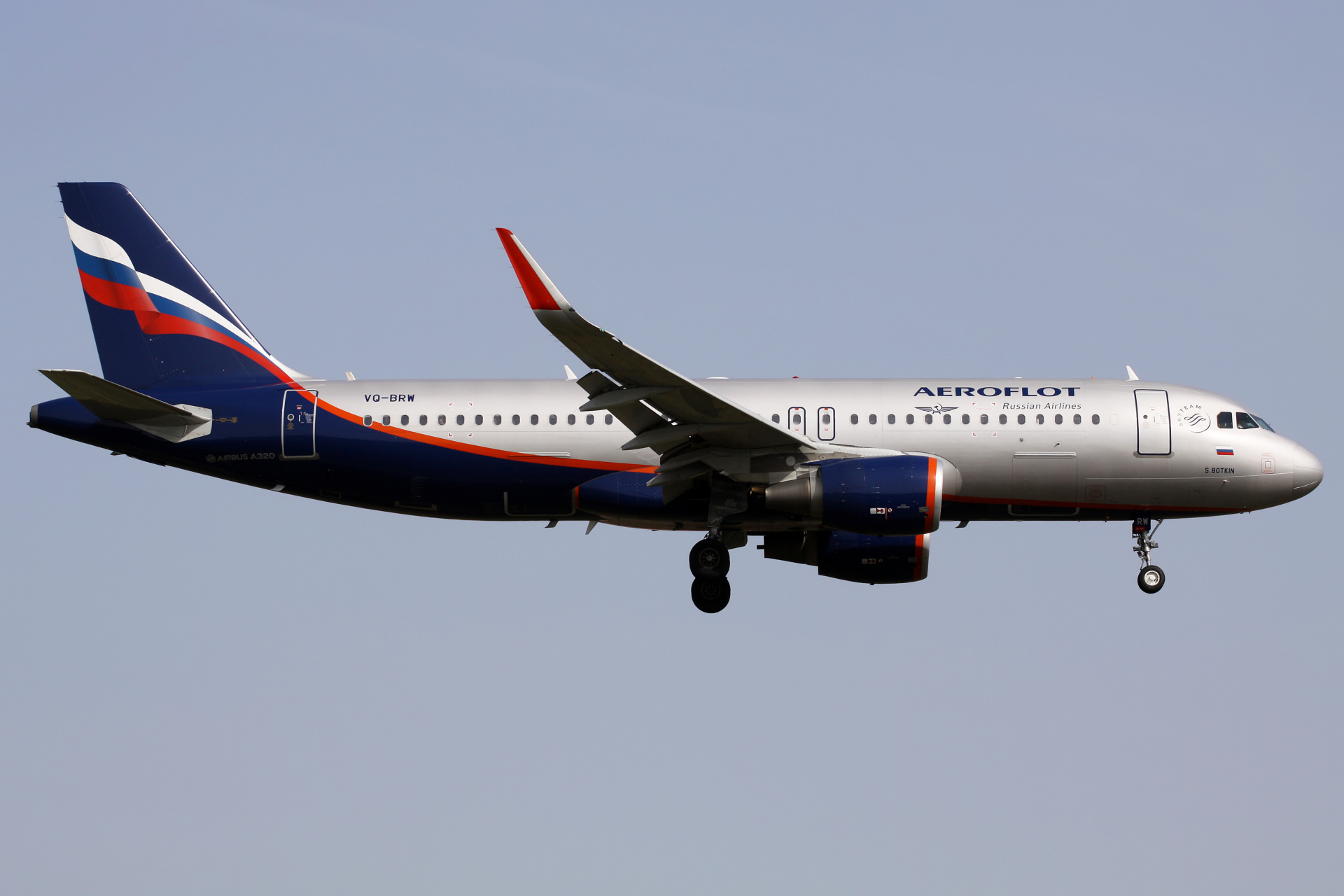VQ-BRW (Samoloty » Spotting na EPWA » Airbus A320-200 » Aeroflot Russian Airlines)
