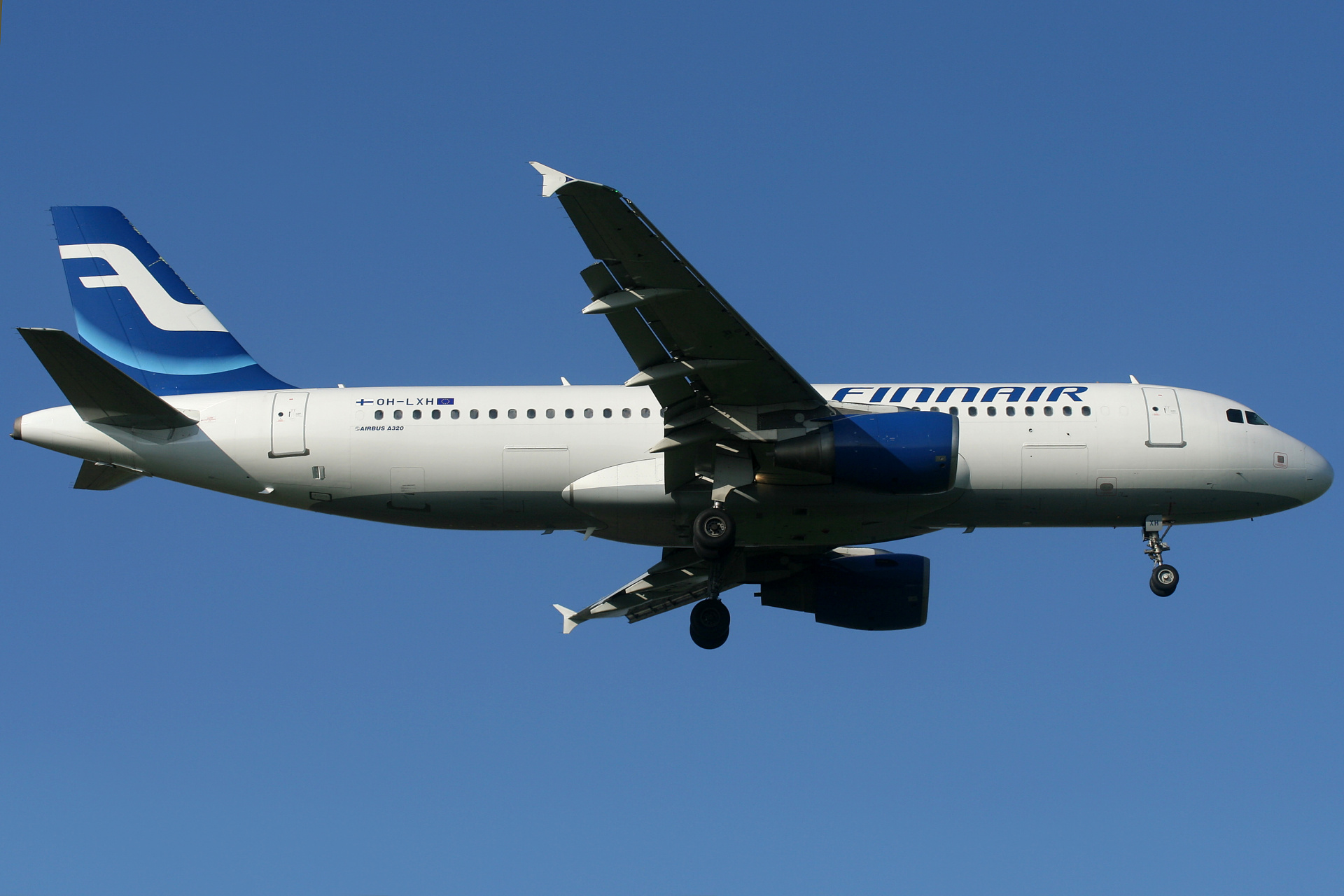 OH-LXK, Finnair (Aircraft » EPWA Spotting » Airbus A320-200)