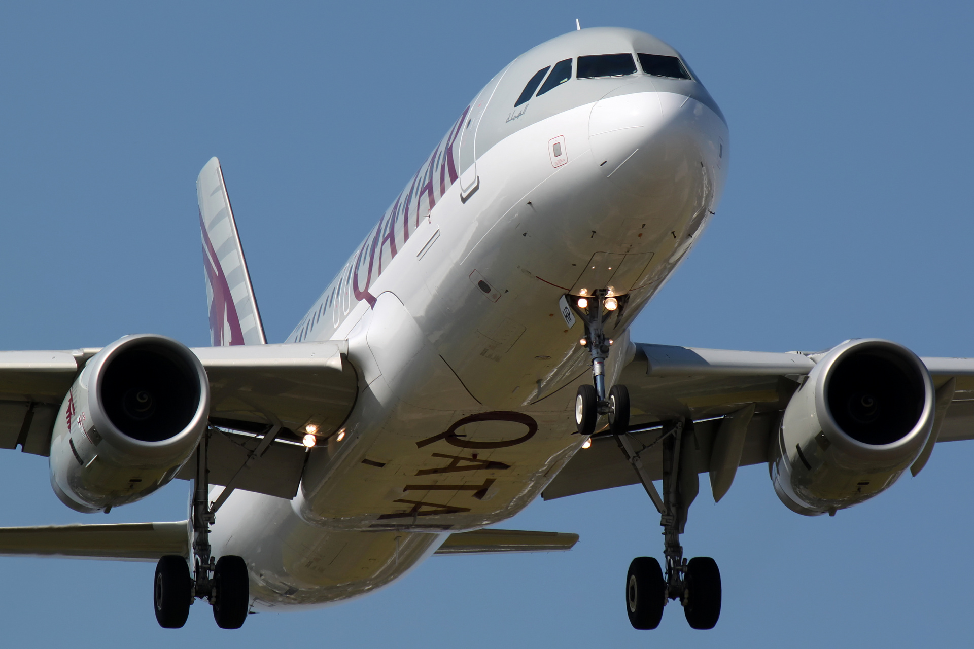 A7-AHP (Aircraft » EPWA Spotting » Airbus A320-200 » Qatar Airways)