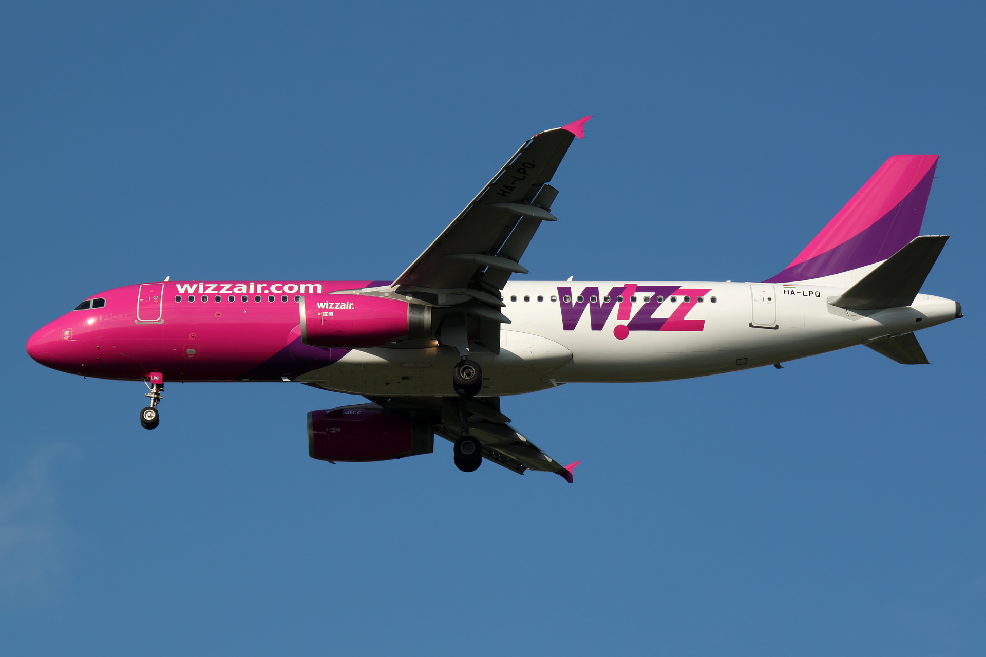 HA-LPQ (Samoloty » Spotting na EPWA » Airbus A320-200 » Wizz Air)