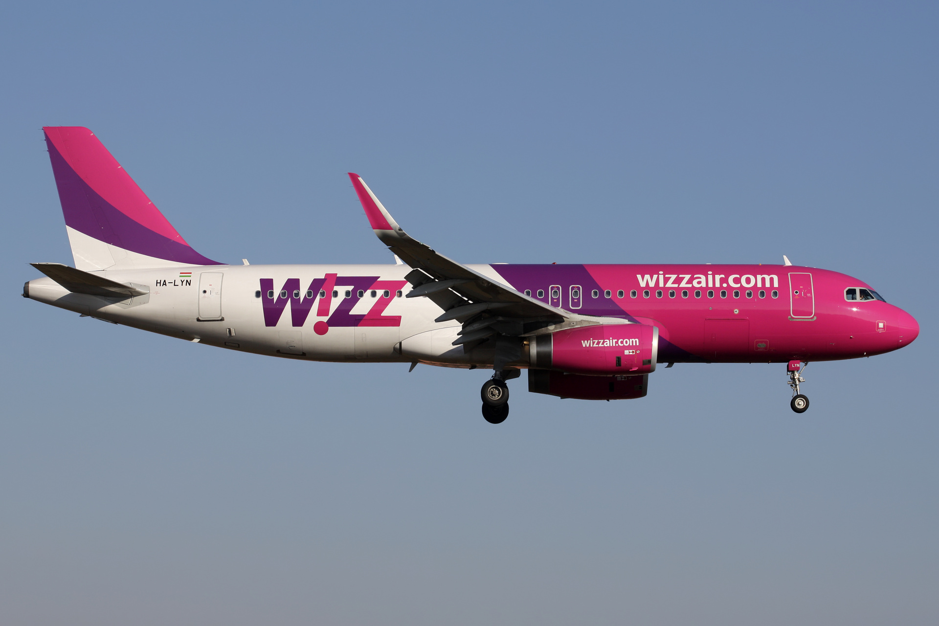 HA-LYN (Samoloty » Spotting na EPWA » Airbus A320-200 » Wizz Air)
