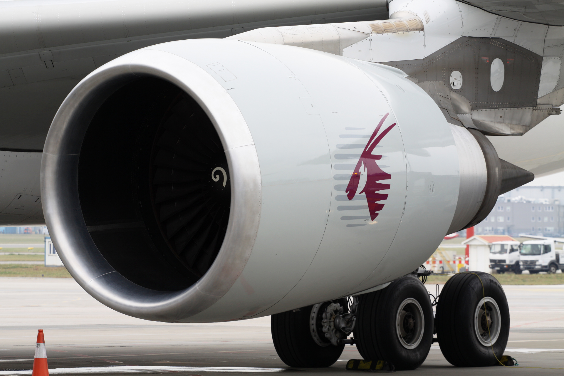 A7-ACG (Samoloty » Spotting na EPWA » Airbus A330-200 » Qatar Airways)