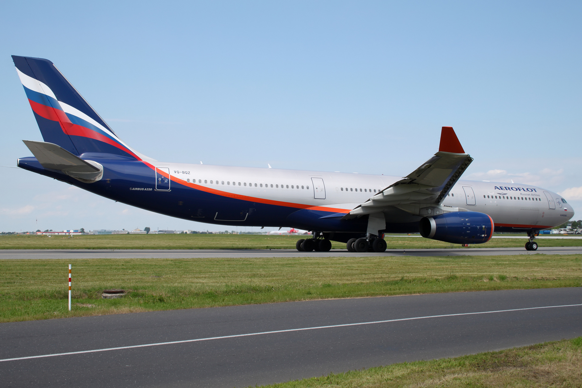 VQ-BQZ, Aeroflot Russian Airlines (Samoloty » Spotting na EPWA » Airbus A330-300)