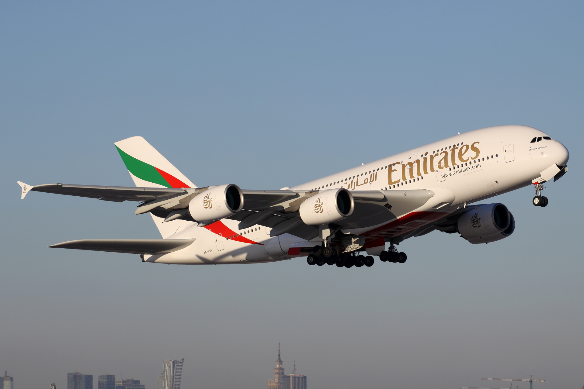 A6-EUK, Emirates (Aircraft » EPWA Spotting » Airbus A380-800)