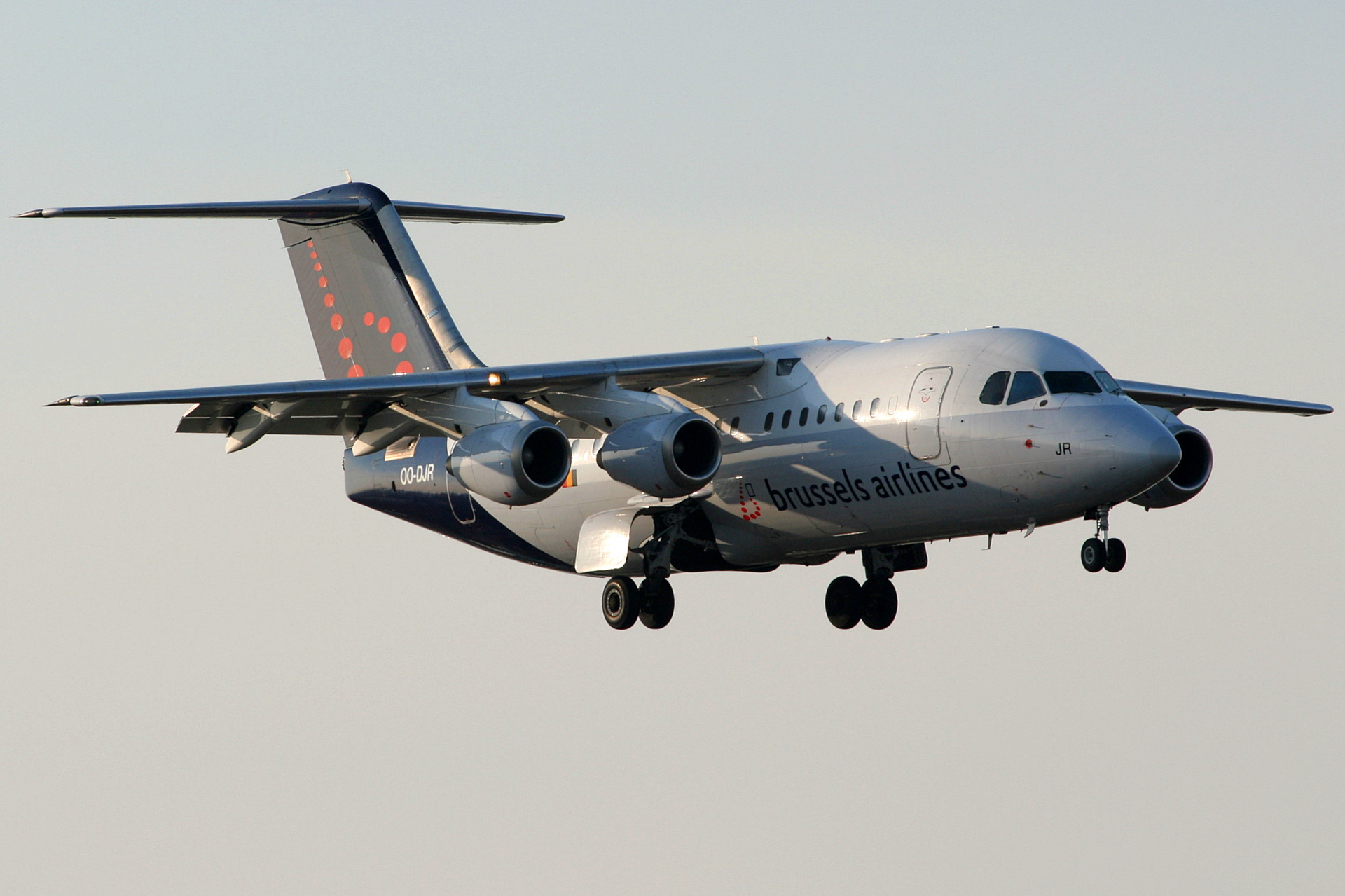 OO-DJR (Samoloty » Spotting na EPWA » BAe 146 i pochodne wersje » Avro RJ85 » Brussels Airlines)