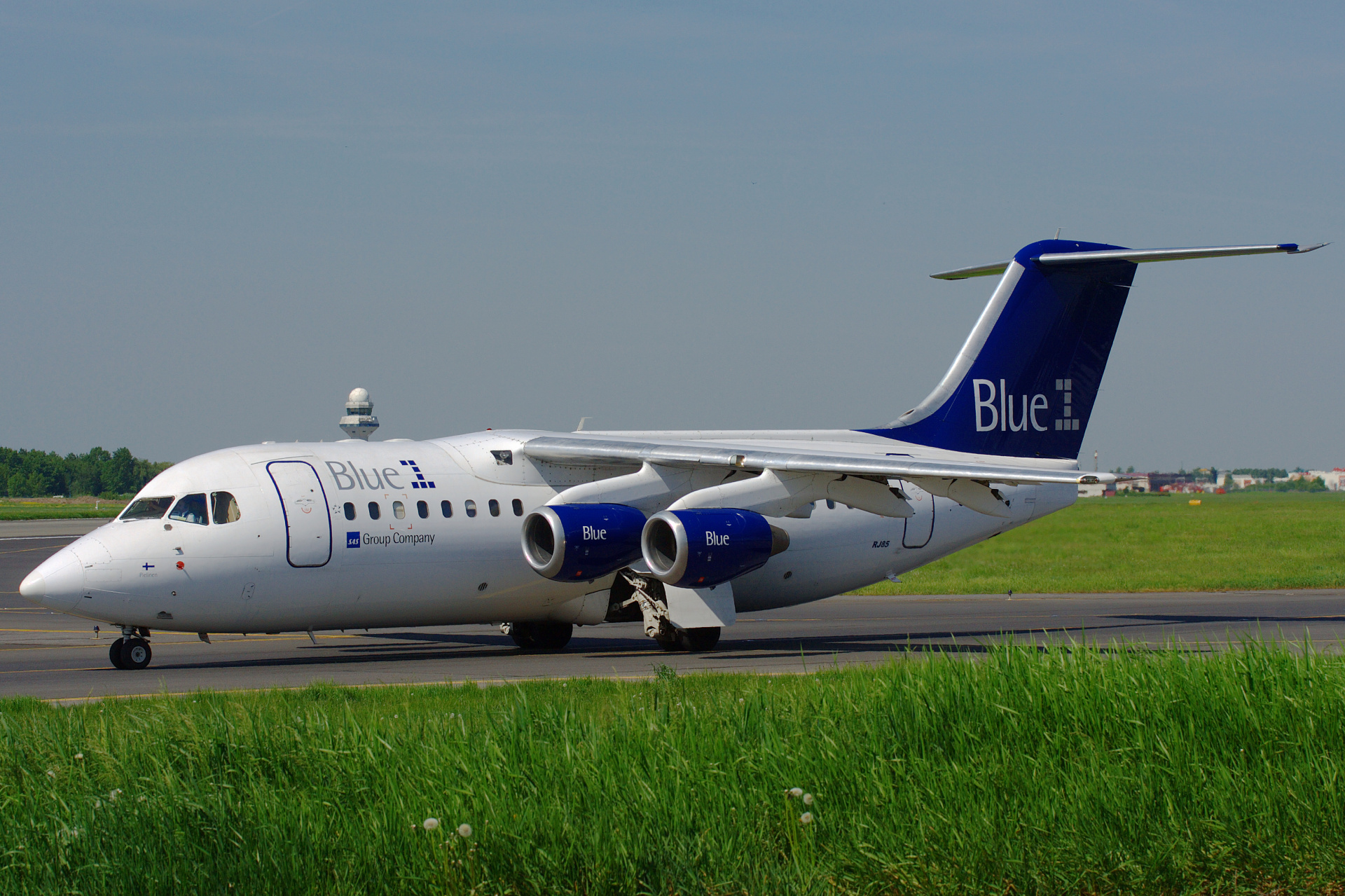 OH-SAx, Blue1 (Aircraft » EPWA Spotting » BAe 146 and revisions » Avro RJ85)