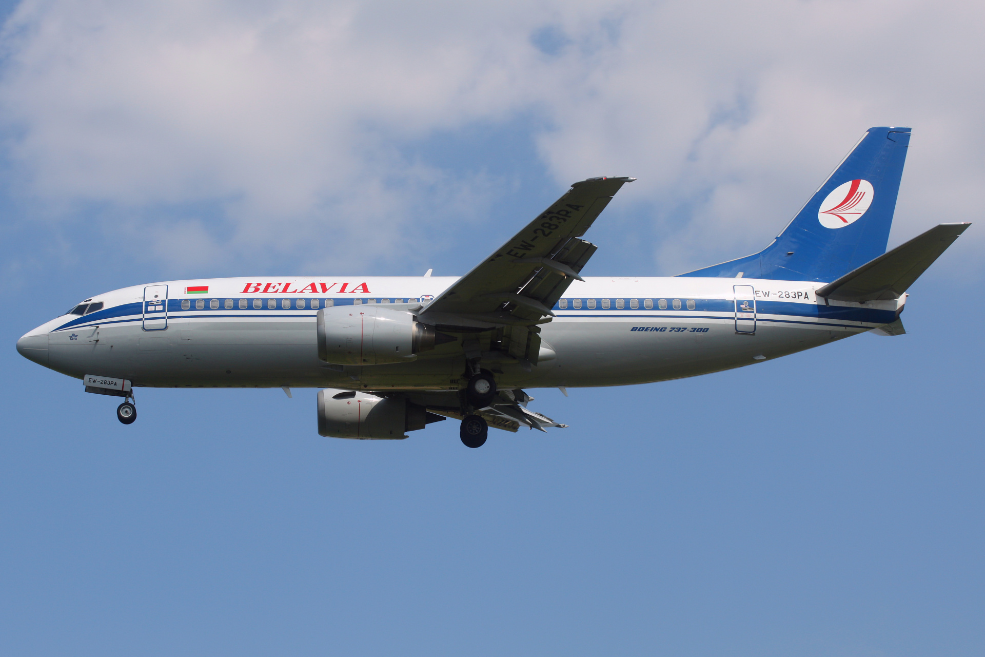 EW-283PA, Belavia (Samoloty » Spotting na EPWA » Boeing 737-300)