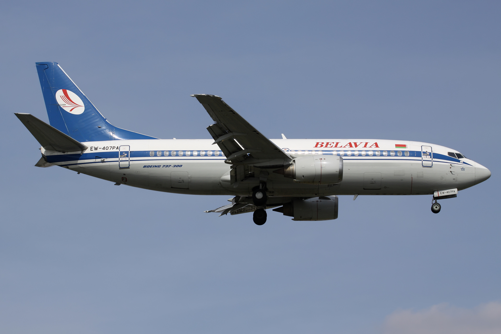 EW-407PA, Belavia (Samoloty » Spotting na EPWA » Boeing 737-300)