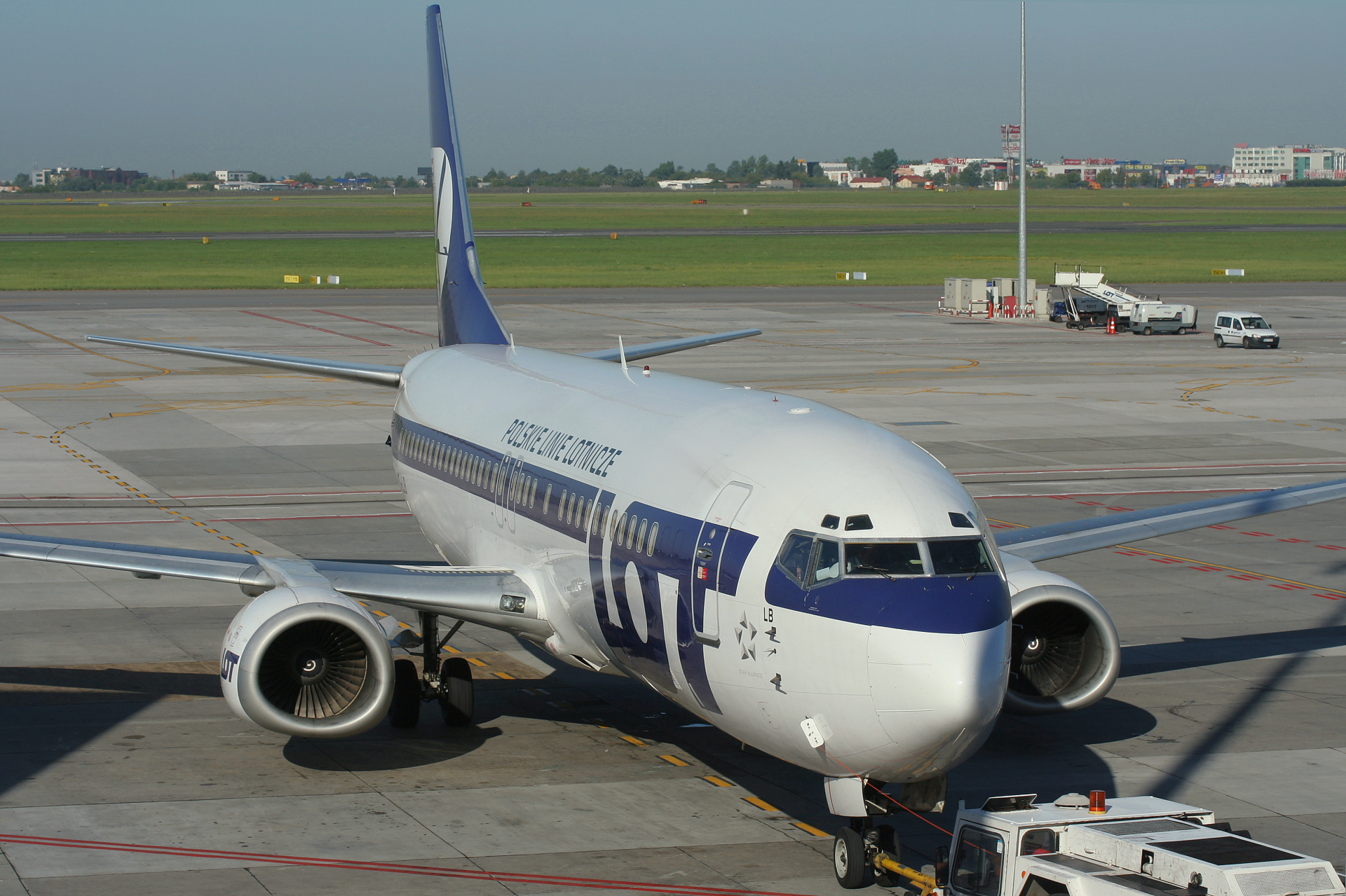 SP-LLB (Samoloty » Spotting na EPWA » Boeing 737-400 » Polskie Linie Lotnicze LOT)