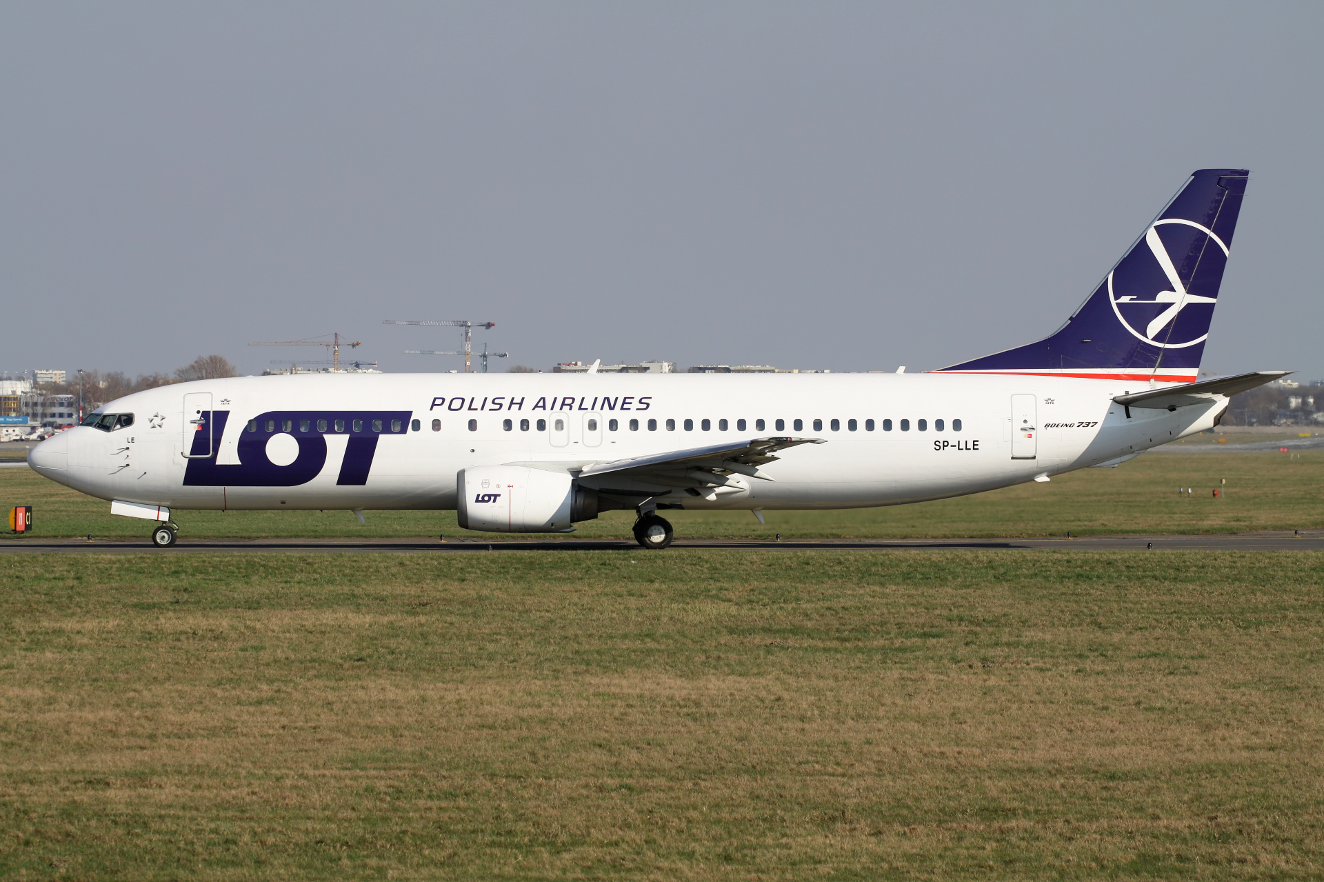 SP-LLE (Aircraft » EPWA Spotting » Boeing 737-400 » LOT Polish Airlines)