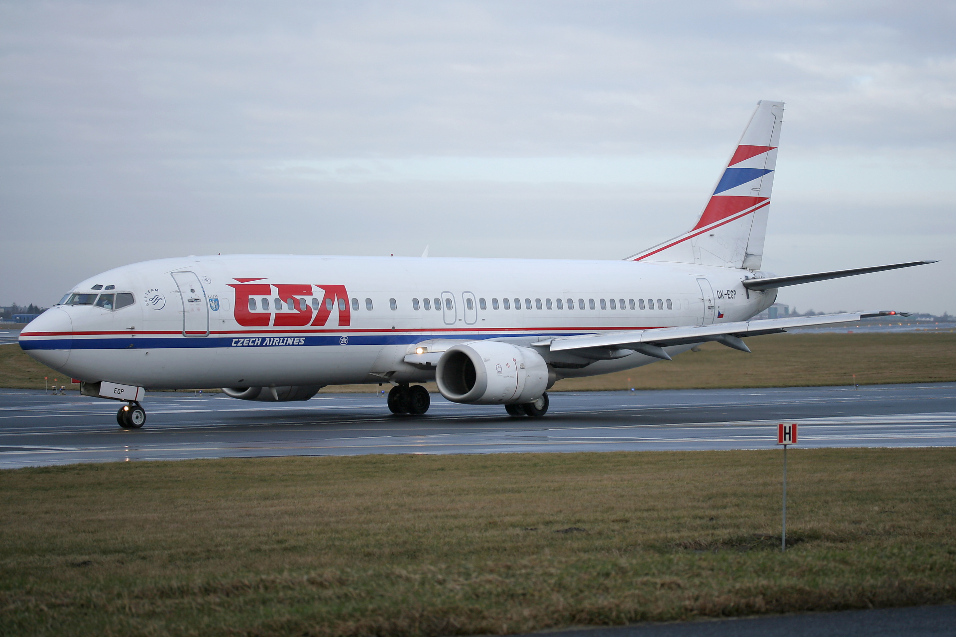 OK-EGP, CSA Czech Airlines (Samoloty » Spotting na EPWA » Boeing 737-400)