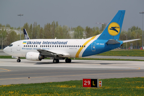 UR-GAZ, Ukraine International Airlines