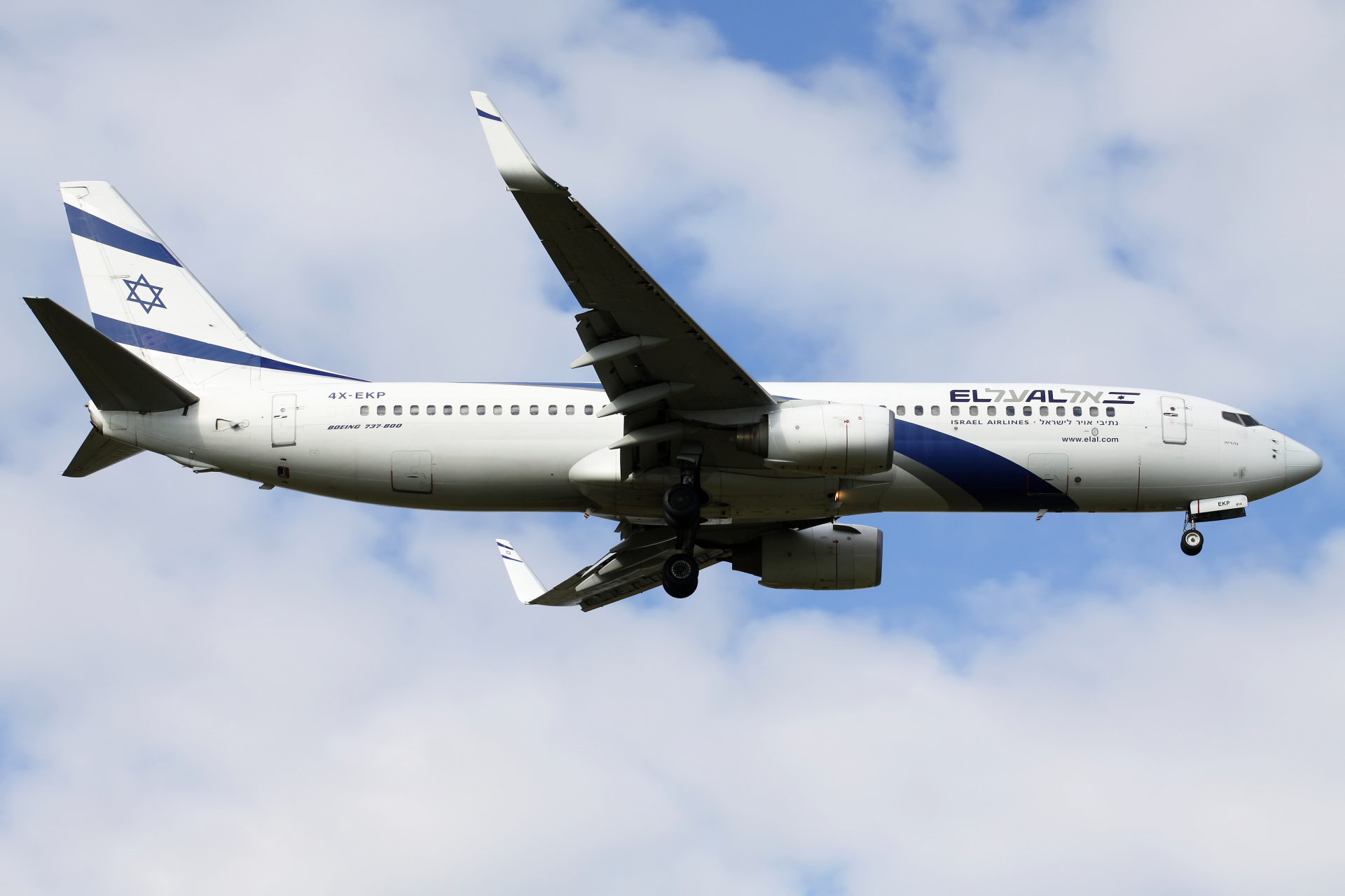 4X-EKP (Aircraft » EPWA Spotting » Boeing 737-800 » El Al Israel Airlines)